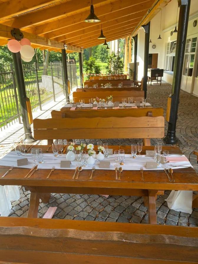 Penzion A Restaurace Belecky Mlyn Pteni Ngoại thất bức ảnh