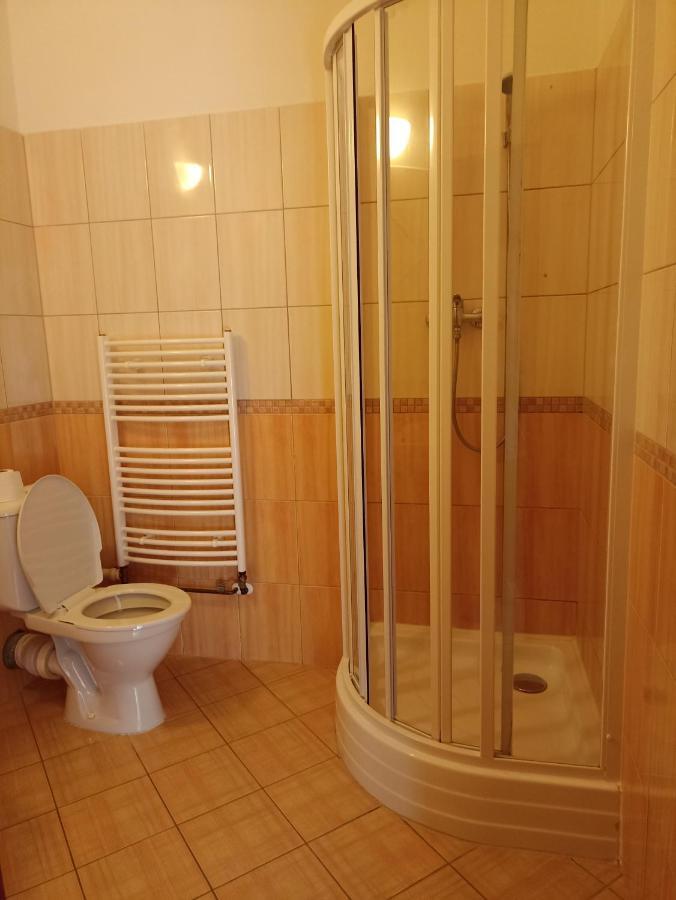 Penzion A Restaurace Belecky Mlyn Pteni Ngoại thất bức ảnh